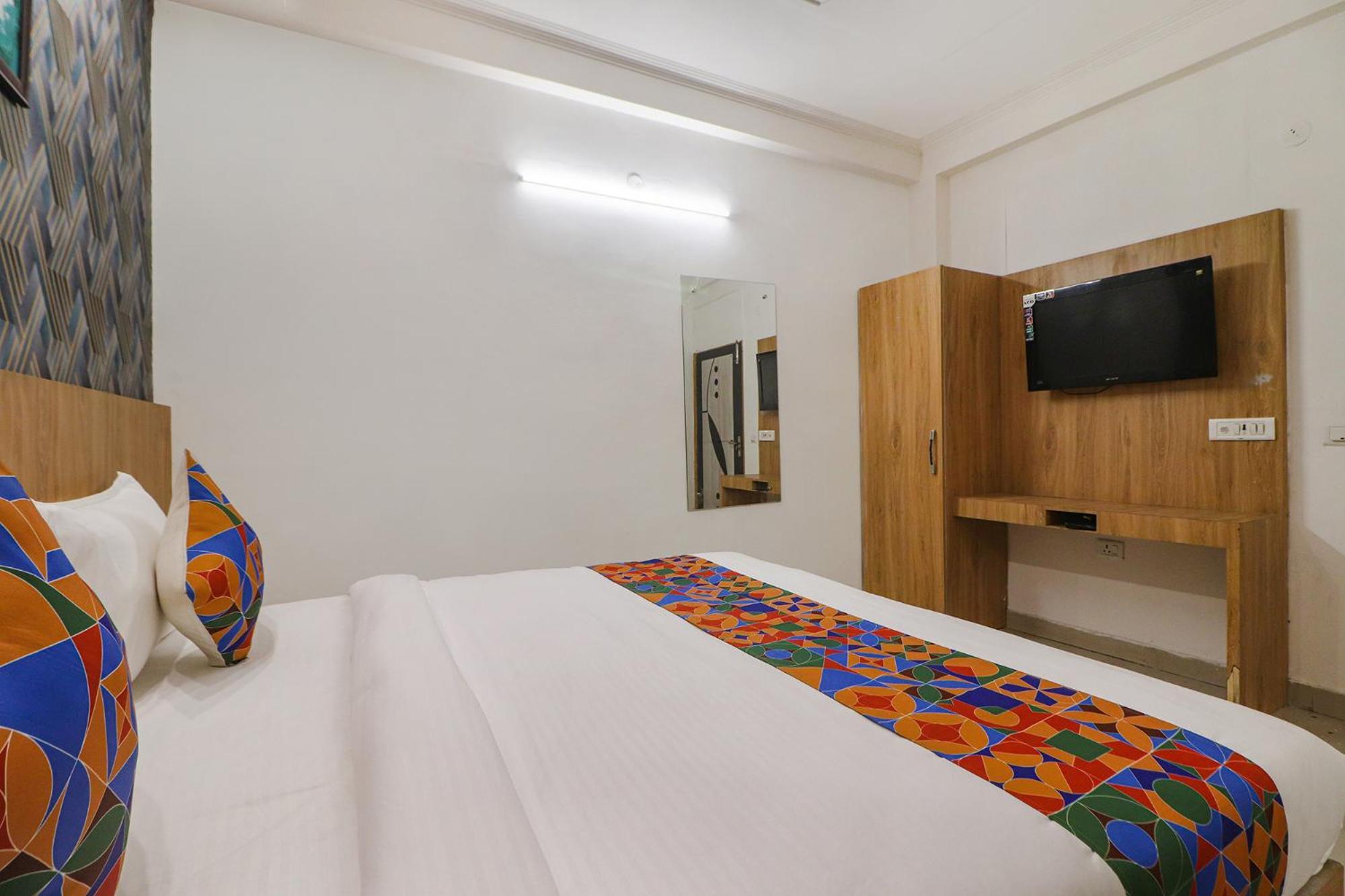 Fabhotel Rainbow Villa Near Igi Airport Yeni Delhi Dış mekan fotoğraf