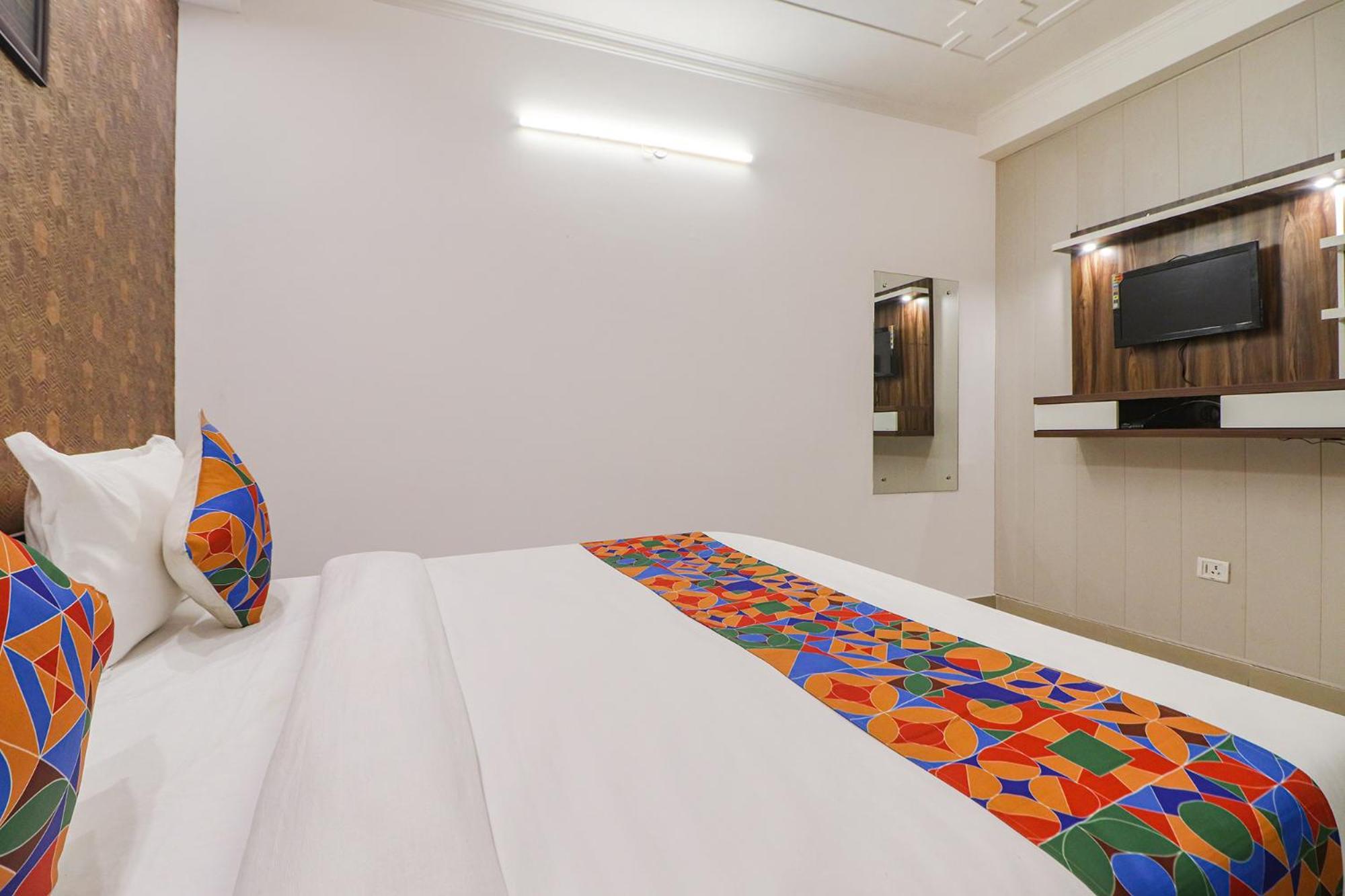 Fabhotel Rainbow Villa Near Igi Airport Yeni Delhi Dış mekan fotoğraf